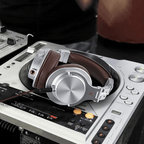 OneOdio A71 wired headphones