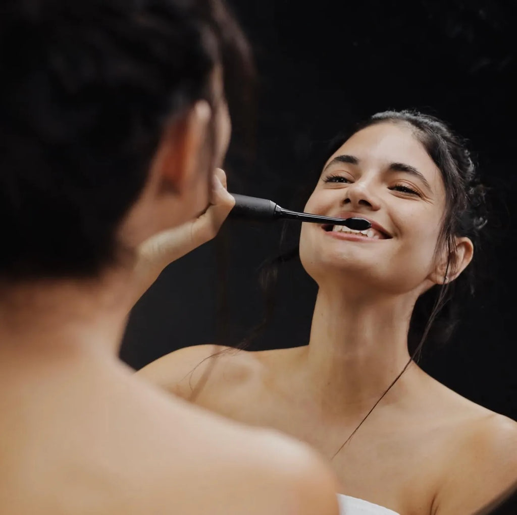 Aerivax Sonic Toothbrush advanced sonic technology - 10x more plaque removal 4x more effective than other electric brushes