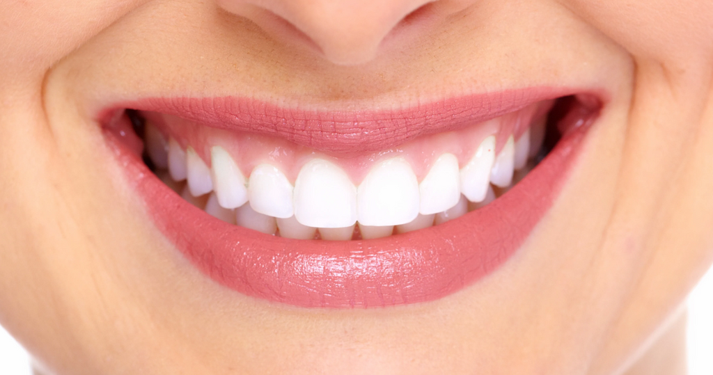 Aerivax Sonic Toothbrush after 2 weeks - visibly whiter teeth healthier gums results comparison